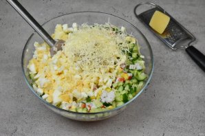 Салат «Нежный май»
