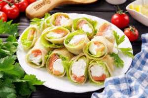 Блины с красной рыбой и творожным сыром