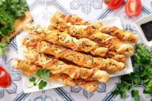 Сырные палочки из слоёного теста в аэрогриле