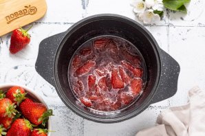 Клубничное варенье без сахара