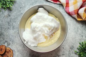 Творожник с клубникой