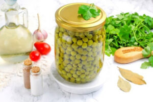 Домашний консервированный зелёный горошек