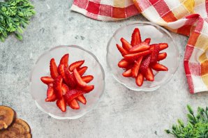 Желе из клубники