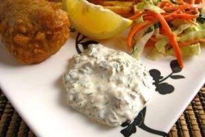 Домашний соус тартар с желтками и укропом