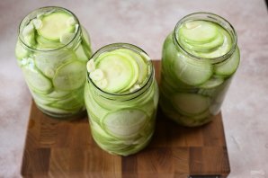 Салат с кабачками на зиму