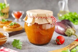 Бархатная баклажанная икра на зиму: секреты идеальной текстуры