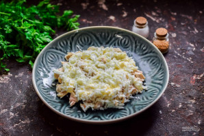 Салат «Подсолнух» с ананасами