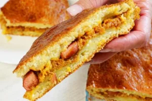 Пирог-перевертыш с капустой и секретами творожного теста: семейная классика