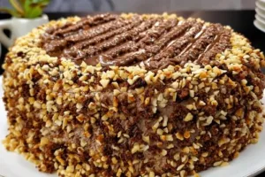 Сочный без пропитки! Простой и вкусный торт «Три стакана» — готовлю на кефире без весов и миксера